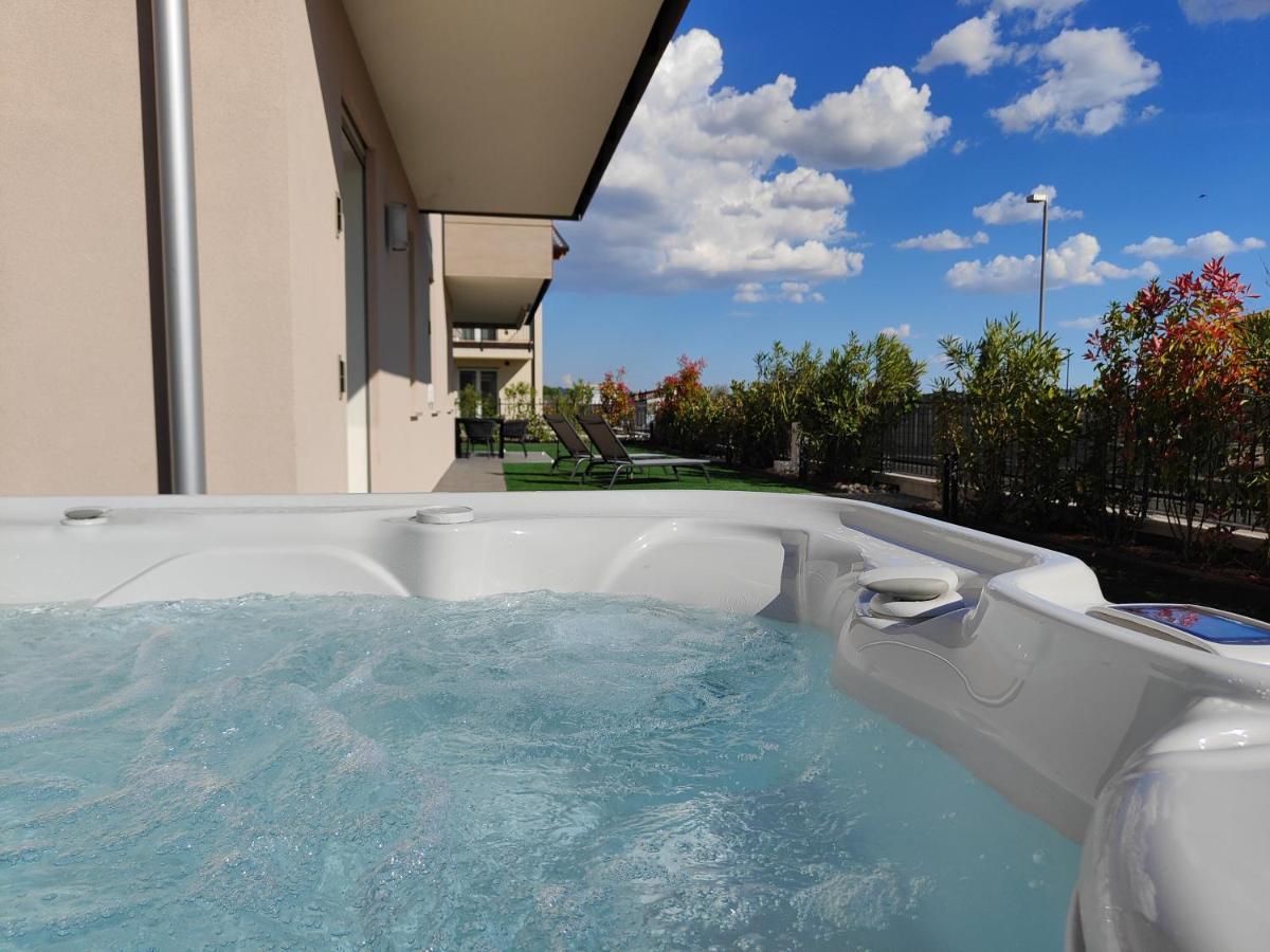 San Giorgio Design Home Con Jacuzzi Privata Colà Екстериор снимка